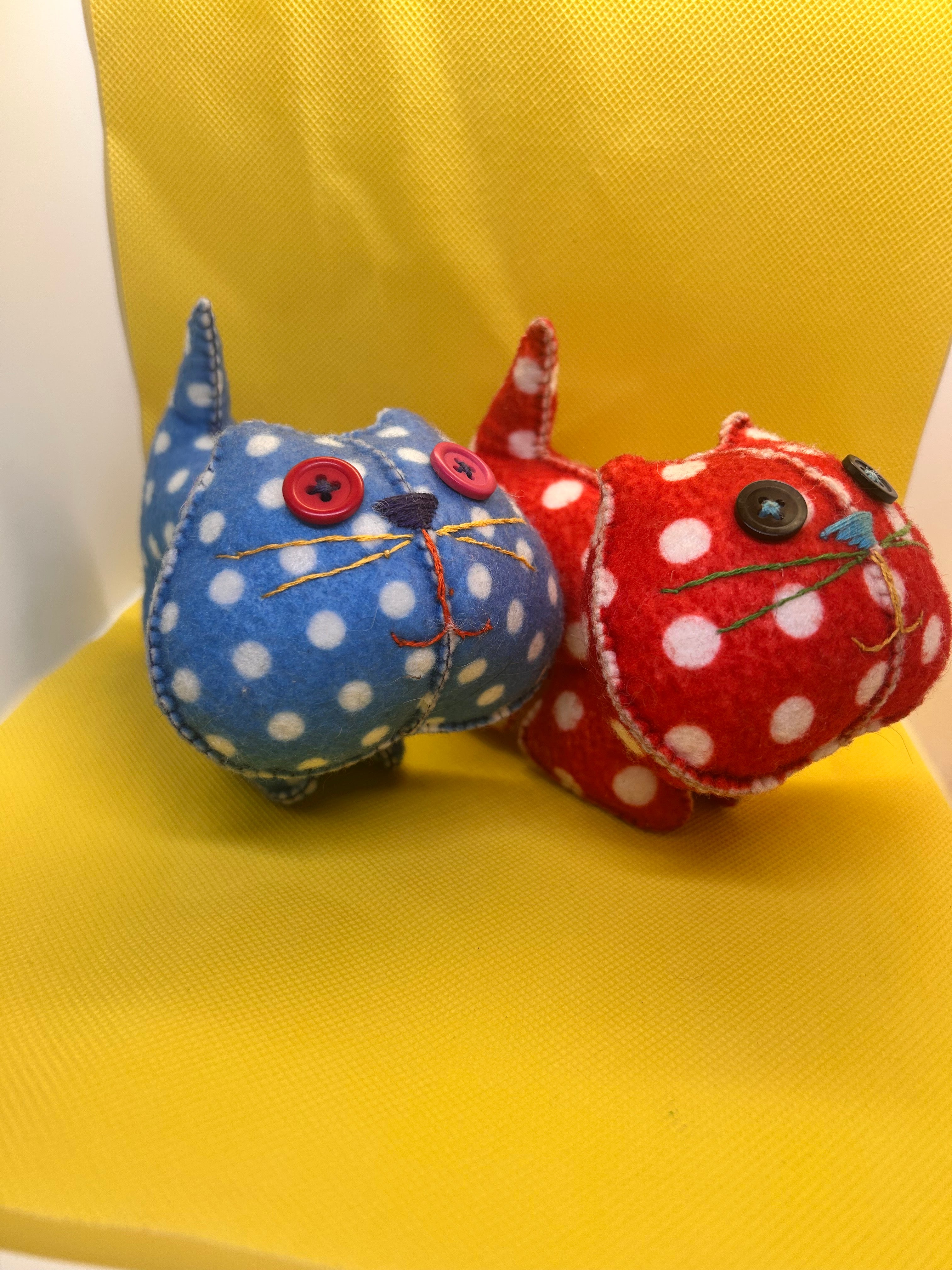 Limited Edition ~ felt collectible plush cats (2)